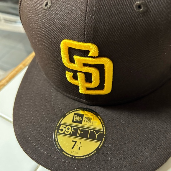 Bundle of MLB  caps 4 total